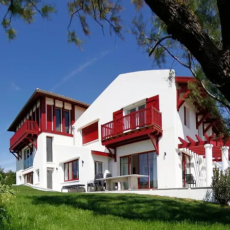 Villa Sleeps 12 Pool *