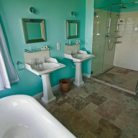 Sleeps 12 Pool Villa *