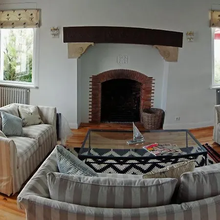 Sleeps 12 Pool * Bidart