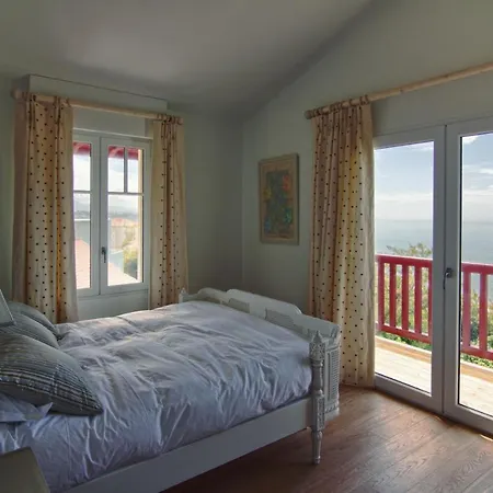 Villa Sleeps 12 Pool Bidart